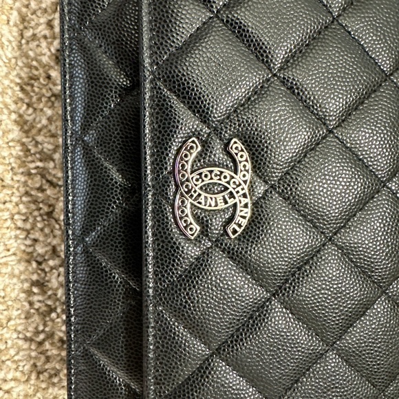 Chanel Black Textured CC Wallet on Chain Quilted Caviar - Picture 7 of 9